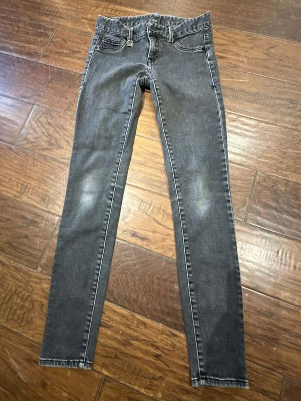 Armani‎ Exchange A|X Skinny Jeans Size 2